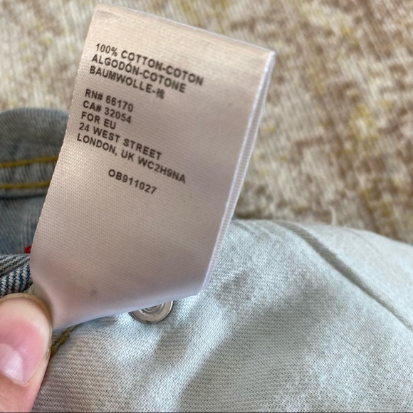 BDG Girlfriend High Rise Jean Shorts Urban Outfitters Blue Distressed  Sz 34 - Picture 7 of 14